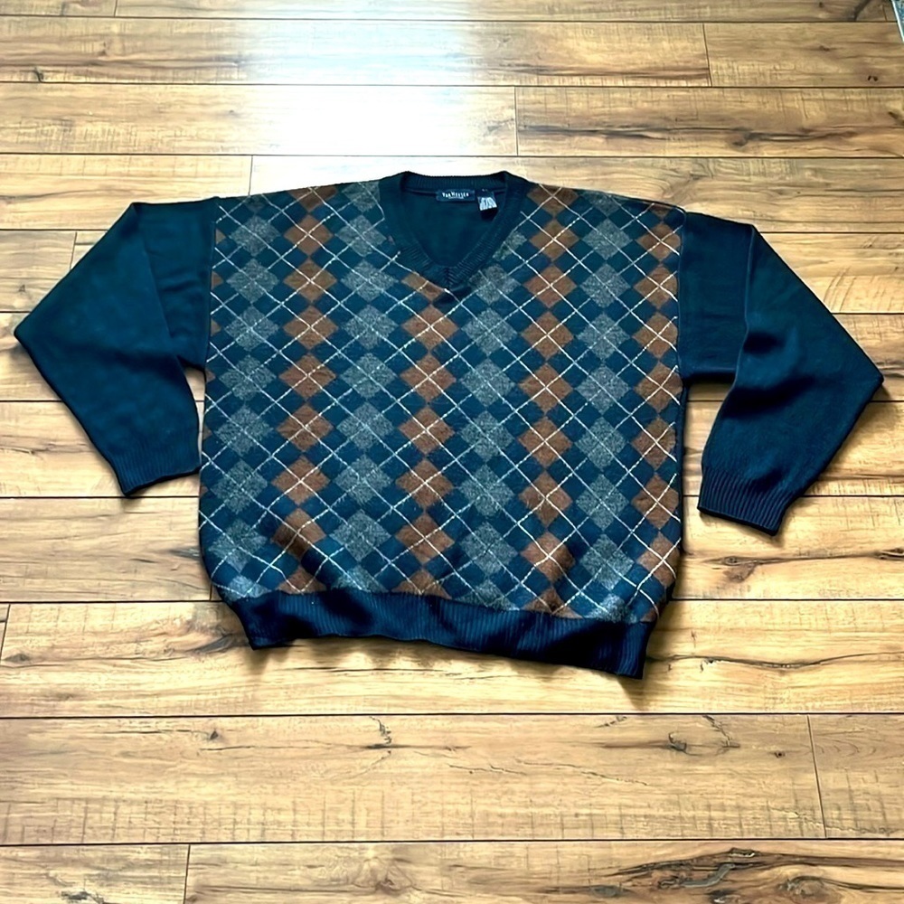 Van Heusen Men's multi Color Blue Brown and Gray Size Men’s XL